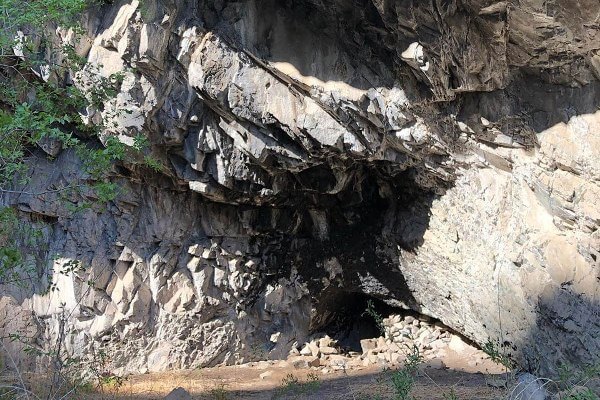 Пещера Унгиркора в парке 