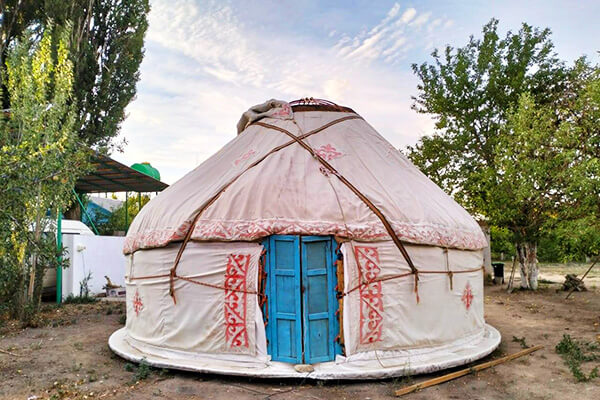 Altyn-Emel Yurt