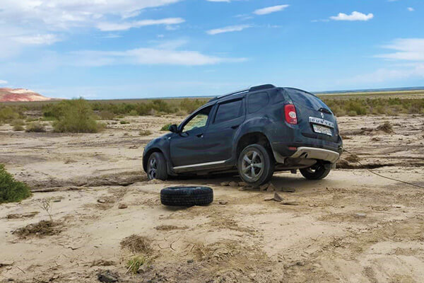 Алтын-Эмель: дороги